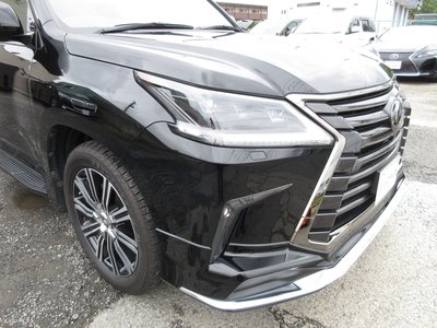 2018 Lexus LX thumbnail 24