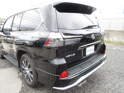 2018 Lexus LX thumbnail 27
