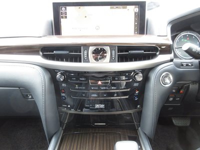 2018 Lexus LX thumbnail 52