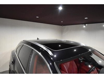 صورة مصغرة 14 لـ 2017 Bentley BENTAYGA