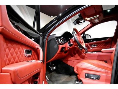 صورة مصغرة 34 لـ 2017 Bentley BENTAYGA