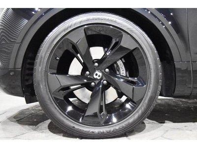 صورة مصغرة 24 لـ 2017 Bentley BENTAYGA