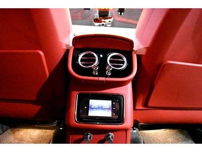 صورة مصغرة 45 لـ 2017 Bentley BENTAYGA