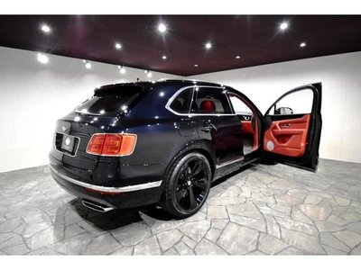 صورة مصغرة 31 لـ 2017 Bentley BENTAYGA