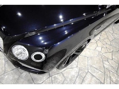 صورة مصغرة 15 لـ 2017 Bentley BENTAYGA
