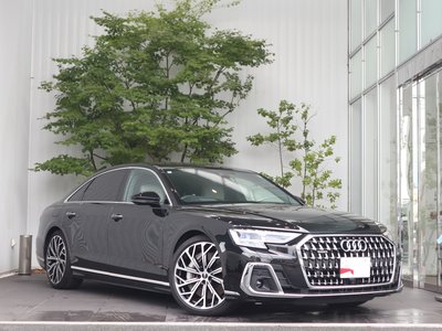 2024 AUDI A8 photo 1