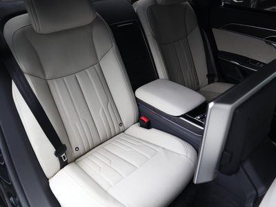 2024 AUDI A8 thumbnail 18