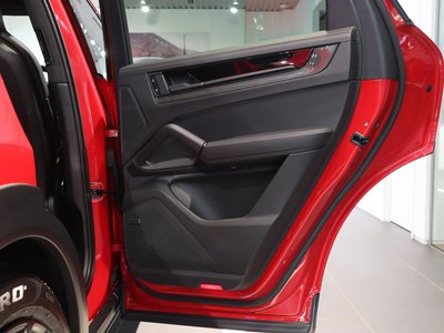 2024 Porsche CAYENNE — миниатюра 48