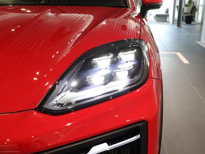 2024 Porsche CAYENNE — миниатюра 22