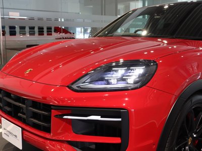 2024 Porsche CAYENNE — миниатюра 21