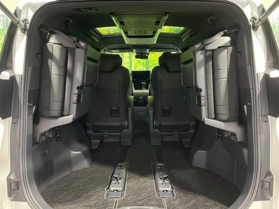 2025 Toyota ALPHARD 照片 12