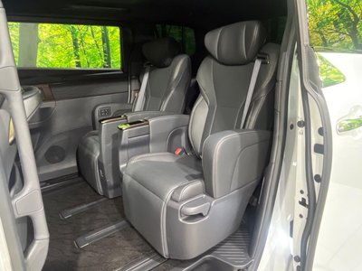 2025 Toyota ALPHARD 照片 75