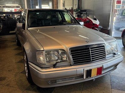 1994 Mercedes-BENZ E-CLASS 缩略图 2