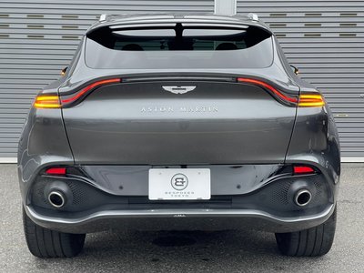 2021 Aston Martin DBX — миниатюра 12