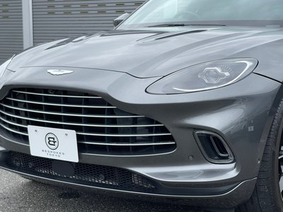 2021 Aston Martin DBX — миниатюра 3