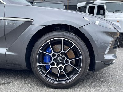 2021 Aston Martin DBX — миниатюра 6