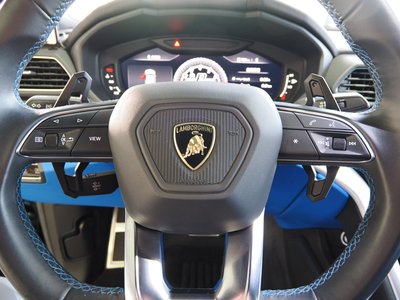 صورة 32 لـ 2019 Lamborghini URUS