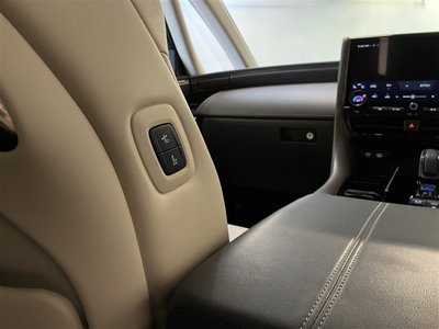 2024 Toyota ALPHARD — фото 33