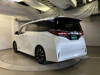 2024 Toyota ALPHARD — фото 7