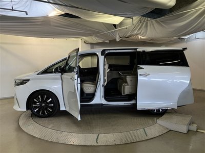 2024 Toyota ALPHARD — фото 5