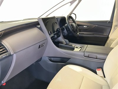 2024 Toyota ALPHARD — фото 13