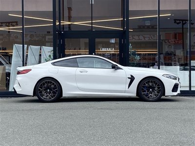 2020 BMW M8 thumbnail 23