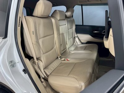 2024 Toyota LAND CRUISER 300 photo 40