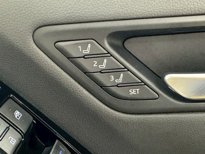 2024 Toyota LAND CRUISER 300 photo 57