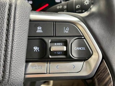 2024 Toyota LAND CRUISER 300 photo 8