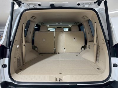2024 Toyota LAND CRUISER 300 photo 38