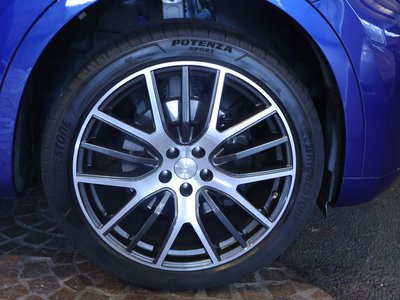 صورة 32 لـ 2016 Maserati LEVANTE