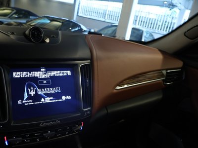 2016 Maserati LEVANTE — фото 16