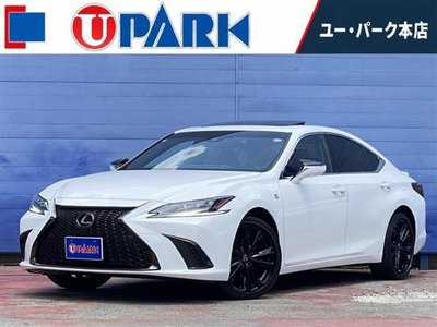 2024 Lexus ES photo 1