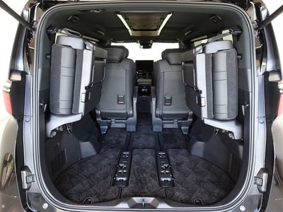 2025 Toyota ALPHARD 照片 22