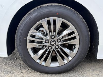 2026 Toyota ALPHARD — фото 9