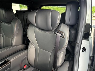 2026 Toyota ALPHARD — фото 16