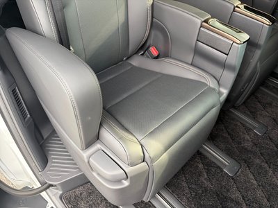 2026 Toyota ALPHARD — фото 20