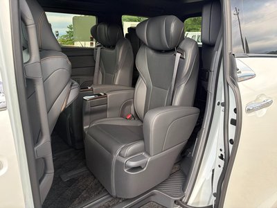 2026 Toyota ALPHARD — фото 15