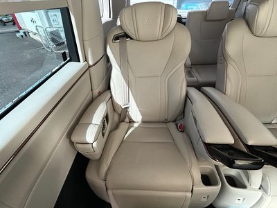 2024 Lexus LM 照片 60