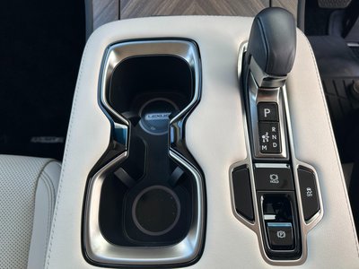 2024 Lexus LM 照片 11