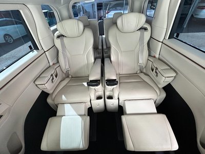 2024 Lexus LM 照片 31