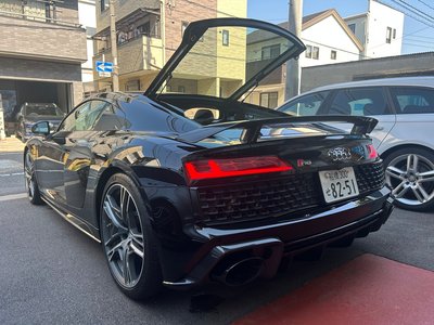 2021 AUDI R8 — миниатюра 5