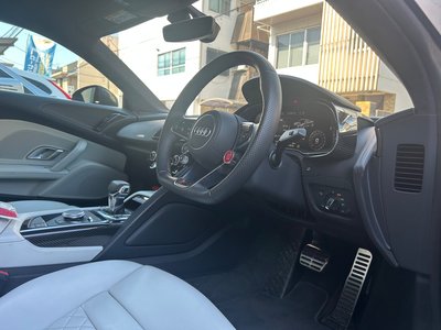 2021 AUDI R8 — миниатюра 20