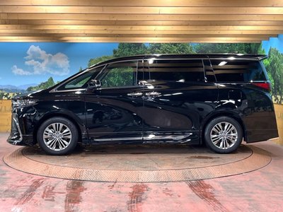 صورة 66 لـ 2024 Toyota ALPHARD