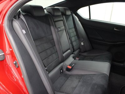 2024 Lexus IS photo 7