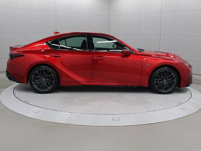 2024 Lexus IS photo 4