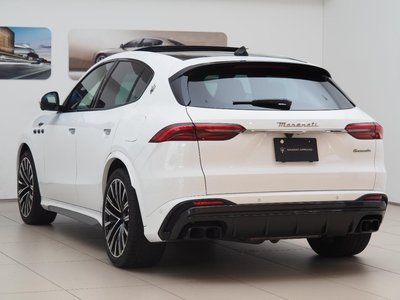 صورة 4 لـ 2023 Maserati GRECALE