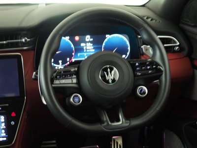 صورة 49 لـ 2023 Maserati GRECALE