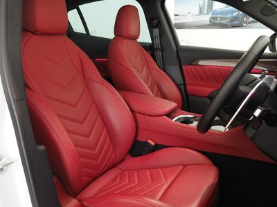 صورة 9 لـ 2023 Maserati GRECALE