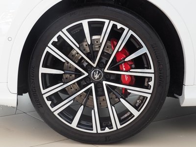 صورة 34 لـ 2023 Maserati GRECALE